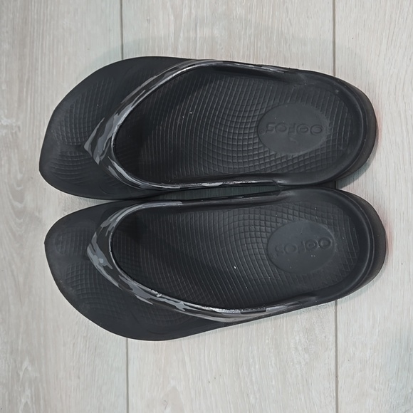 Oofos Women Oolala Thong T Strap Camo Flip Flops Sandals Slide Shoes Sz 9 - Picture 5 of 14